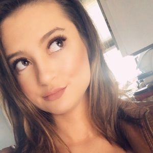 Meet your Posher, Karina